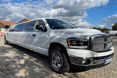 Dodge RAM Stretchlimo in Leipzig